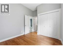 209 Oakmere Close - photo 17