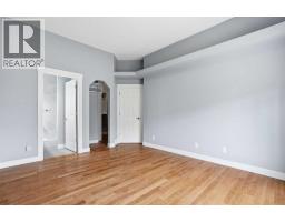 209 Oakmere Close - photo 14