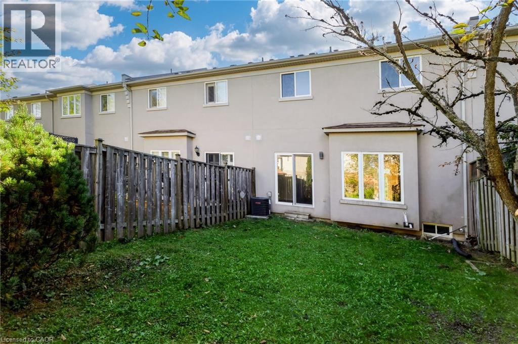 488 Stonehenge Drive — photo 37