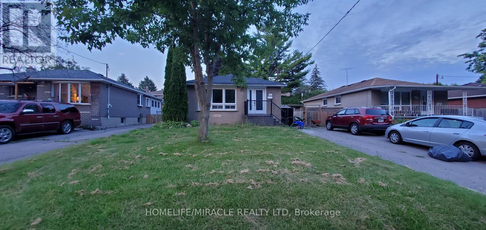 Main Floor- 253 Wilson Road North, Oshawa, ON