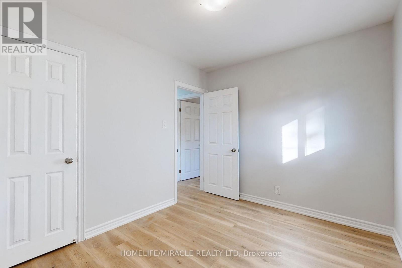 Main Floor- 253 Wilson Road North, Oshawa, ON photo 17