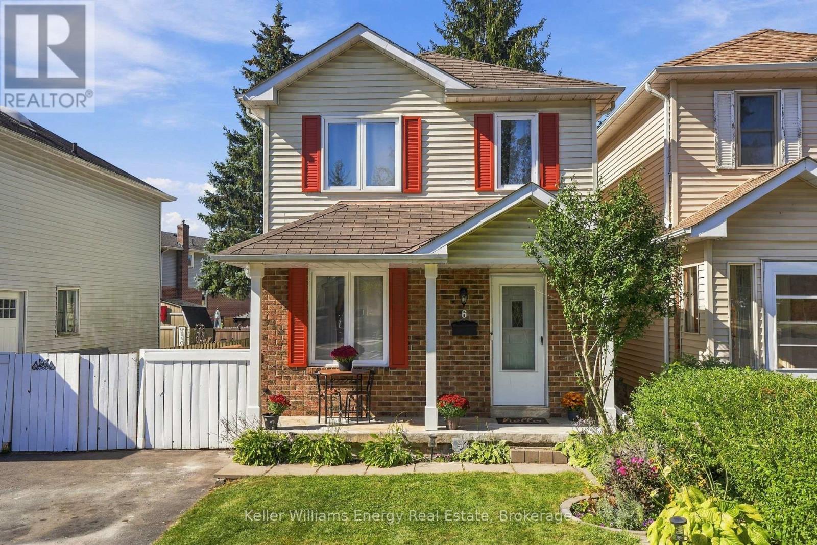 6 Overbank Drive, Oshawa, ON
