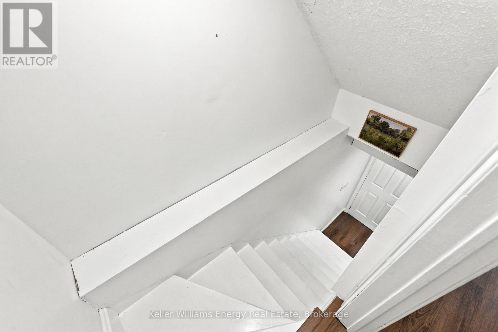 6 Overbank Drive, Oshawa, ON photo 31