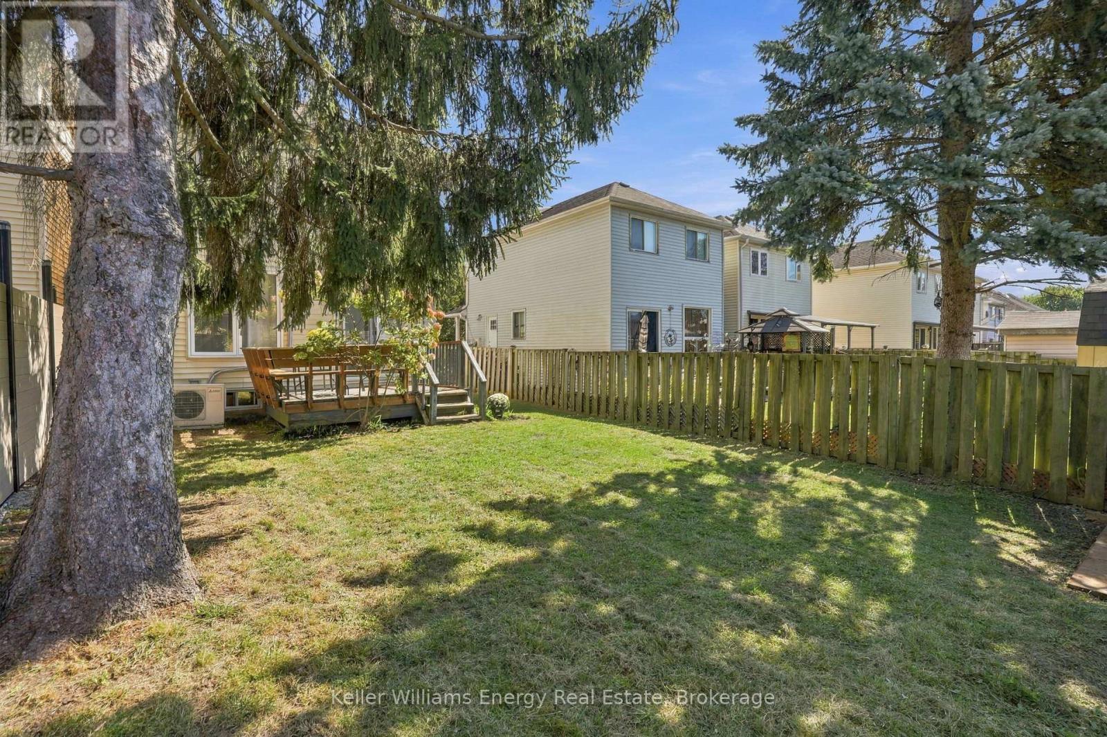 6 Overbank Drive, Oshawa, ON photo 46