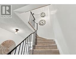 6 Overbank Drive, Oshawa, ON L1J7X9 Photo 18