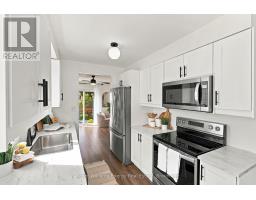 6 Overbank Drive, Oshawa, ON L1J7X9 Photo 9
