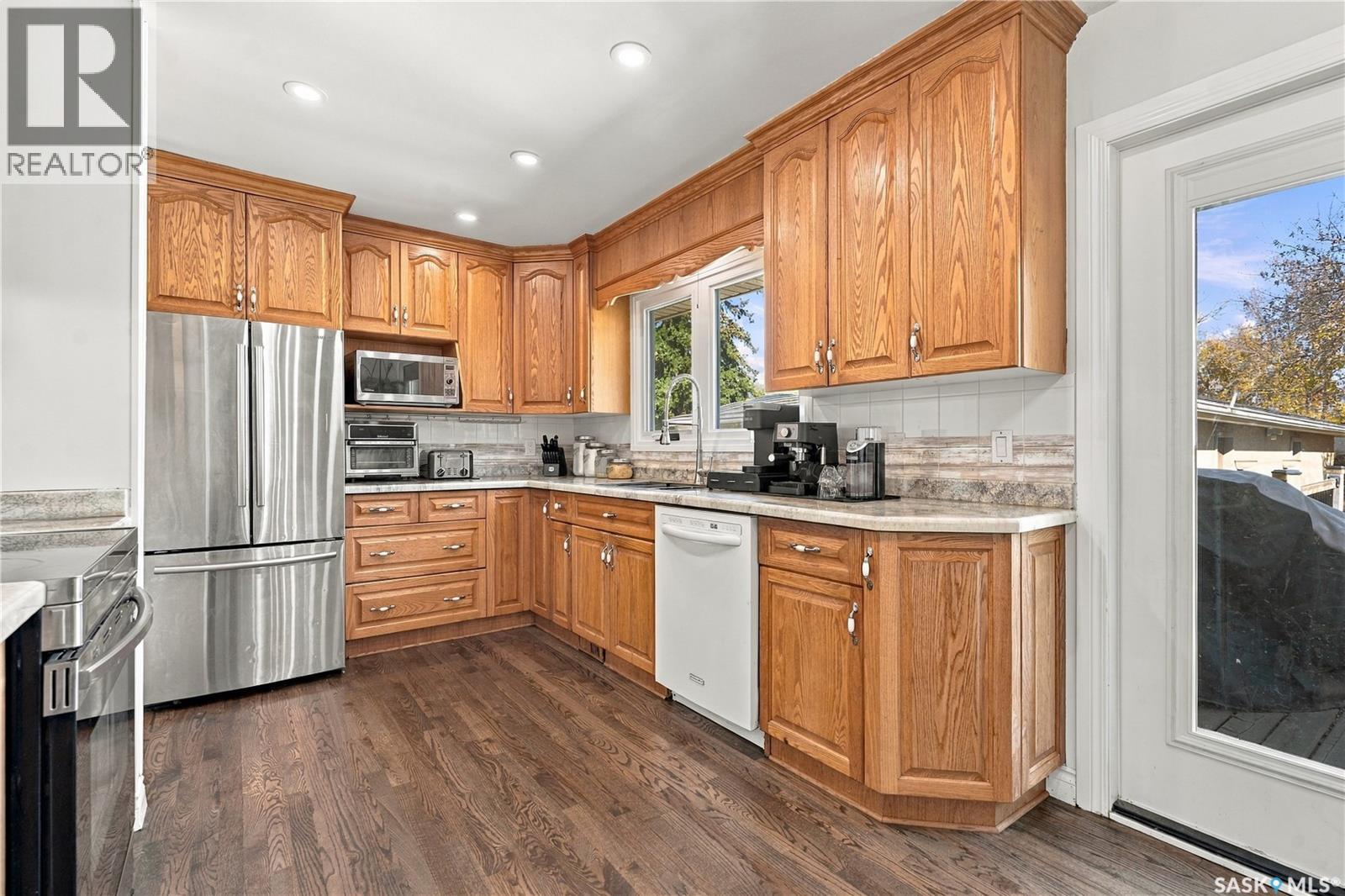 158 Smallwood CRESCENT - 13