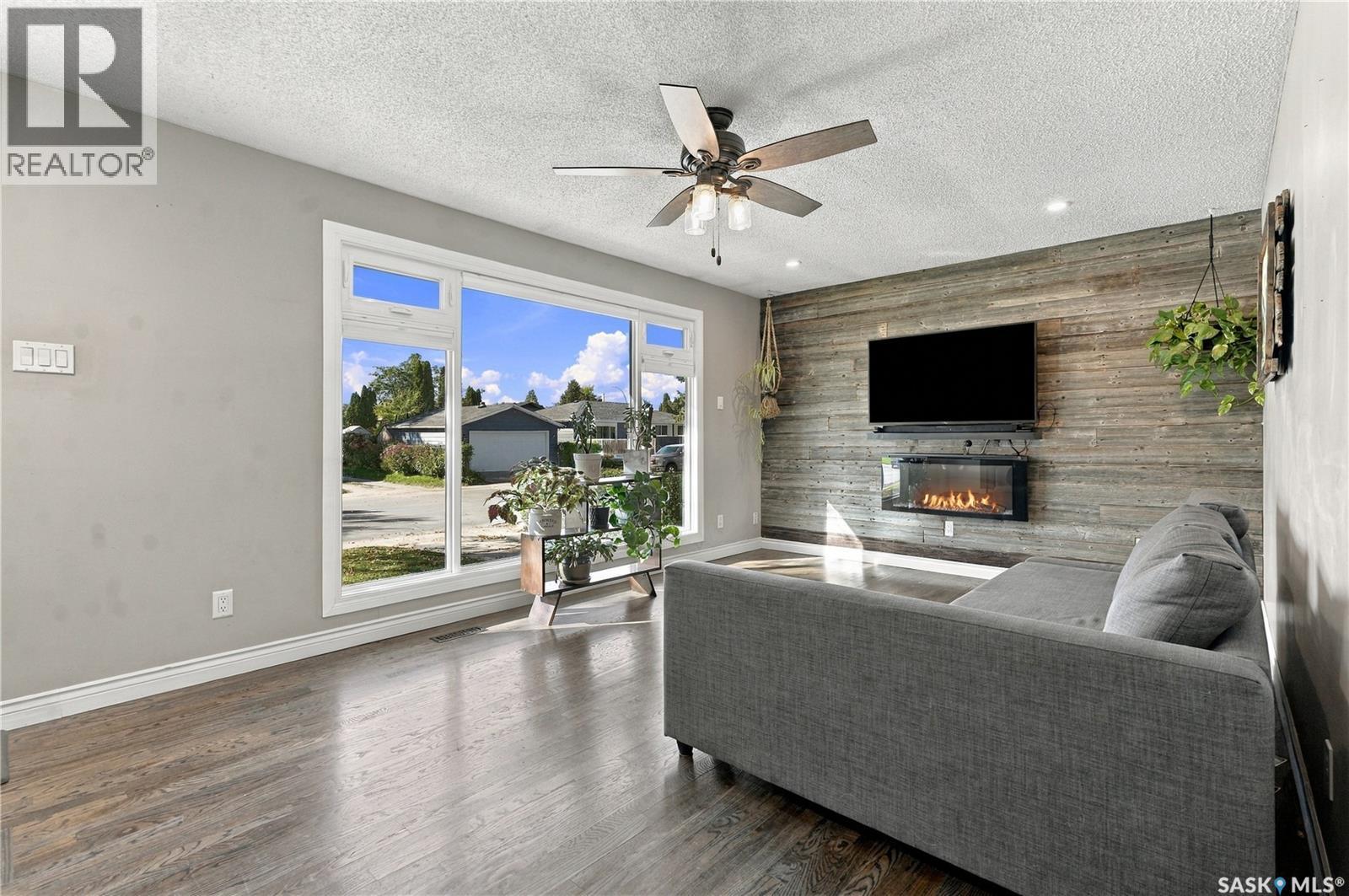 158 Smallwood CRESCENT - 7