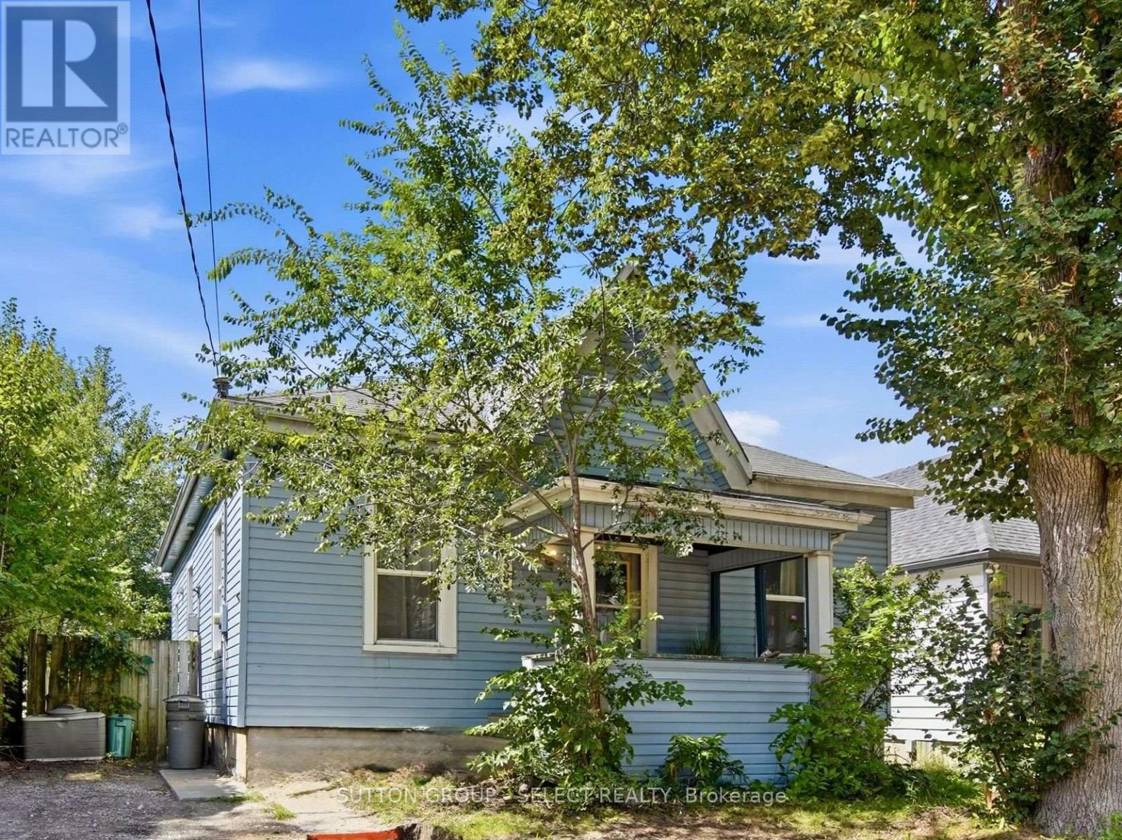 563 ONTARIO STREET - 2