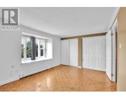 924 Dynes Road, Ottawa, ON K2C0G8 Photo 11