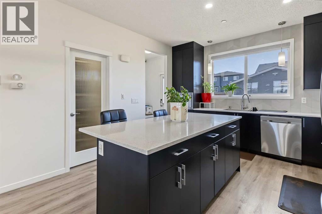 16 Howse Crescent NE - 13