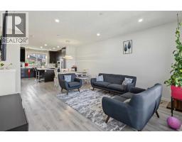 16 Howse Crescent NE - photo 4