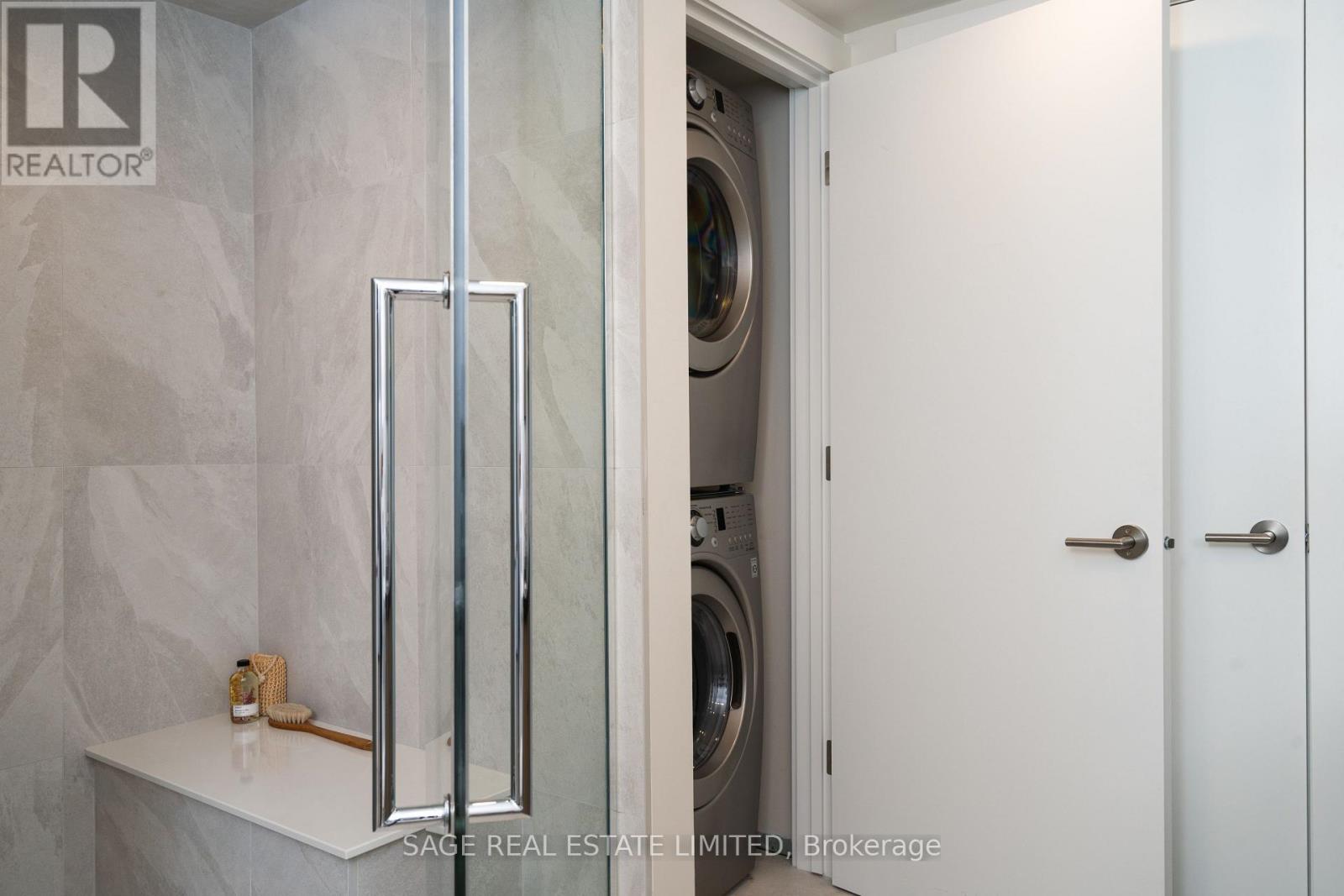 15 Crocker Avenue, Toronto, ON photo 36