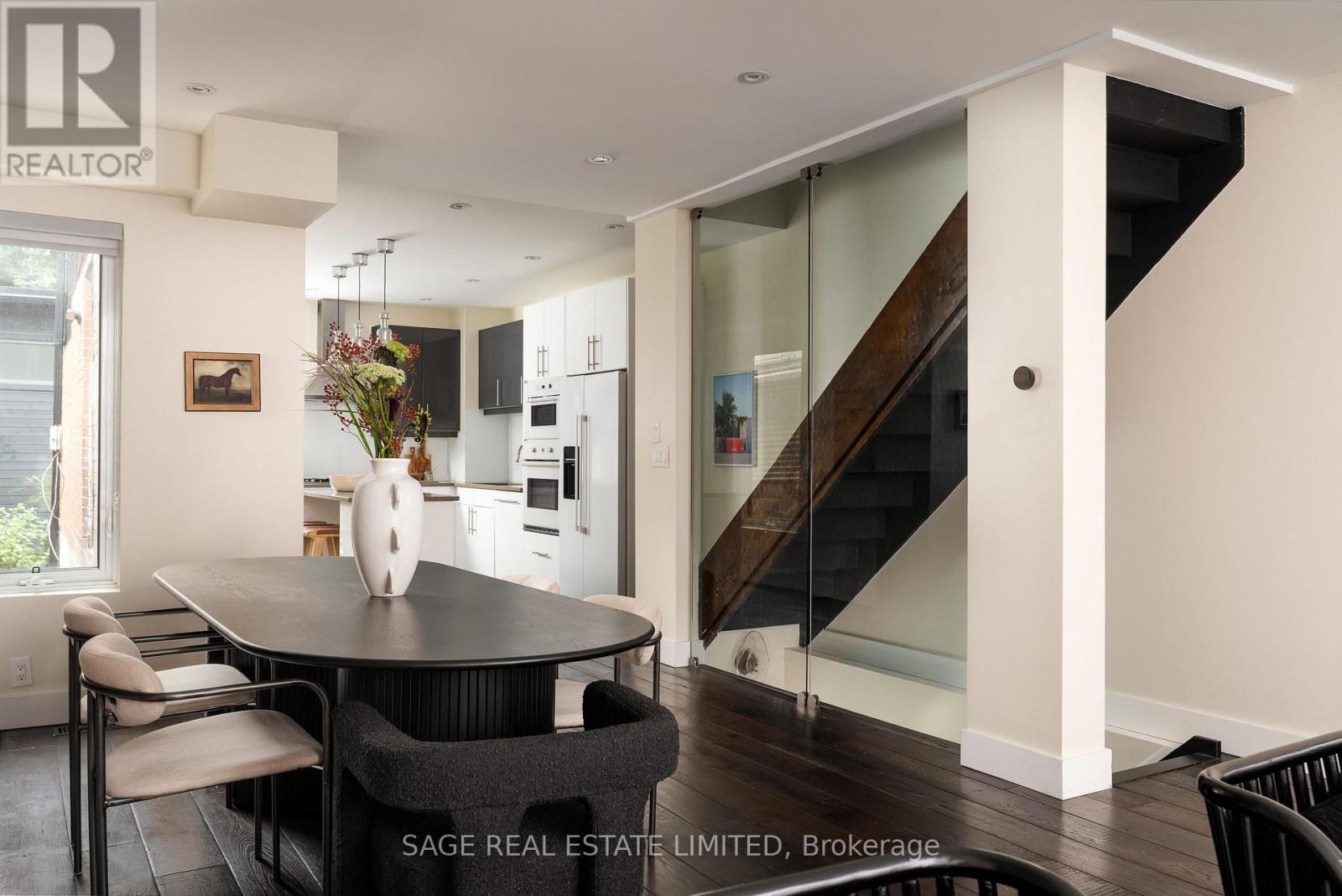 15 Crocker Avenue, Toronto, ON photo 6