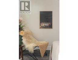 15 Crocker Avenue, Toronto, ON M6J1K7 Photo 18