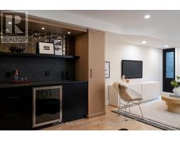 15 Crocker Avenue, Toronto, ON M6J1K7 Photo 34