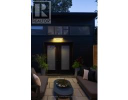 15 Crocker Avenue, Toronto, ON M6J1K7 Photo 40