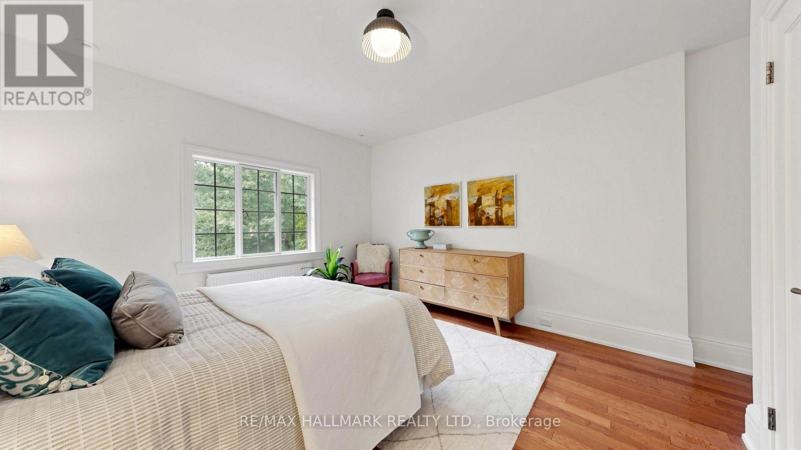 12 ANCROFT PLACE - 33