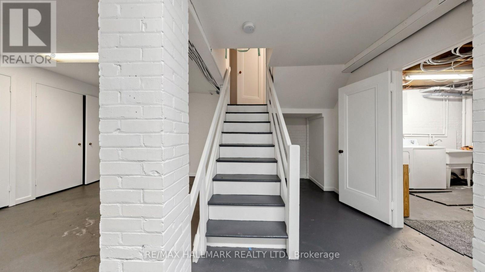12 ANCROFT PLACE - 36