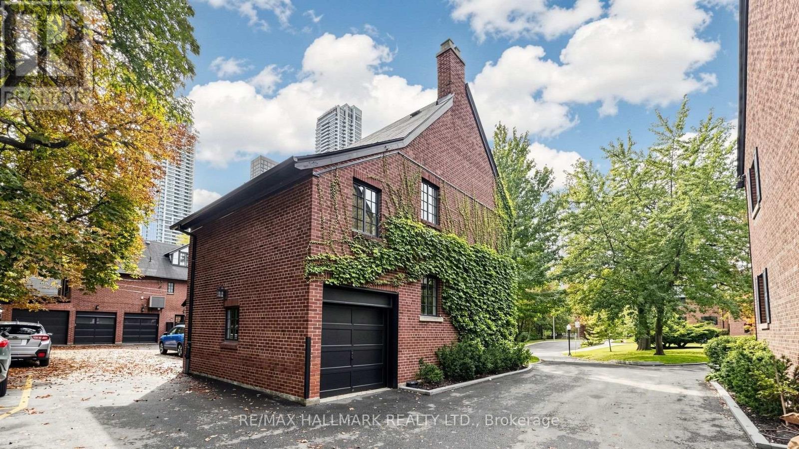 12 ANCROFT PLACE - 44