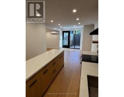 Walk Out - 22a Austin Terrace, Toronto, ON M5R1X9 Photo 8