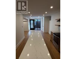 Walk Out - 22a Austin Terrace, Toronto, ON M5R1X9 Photo 9