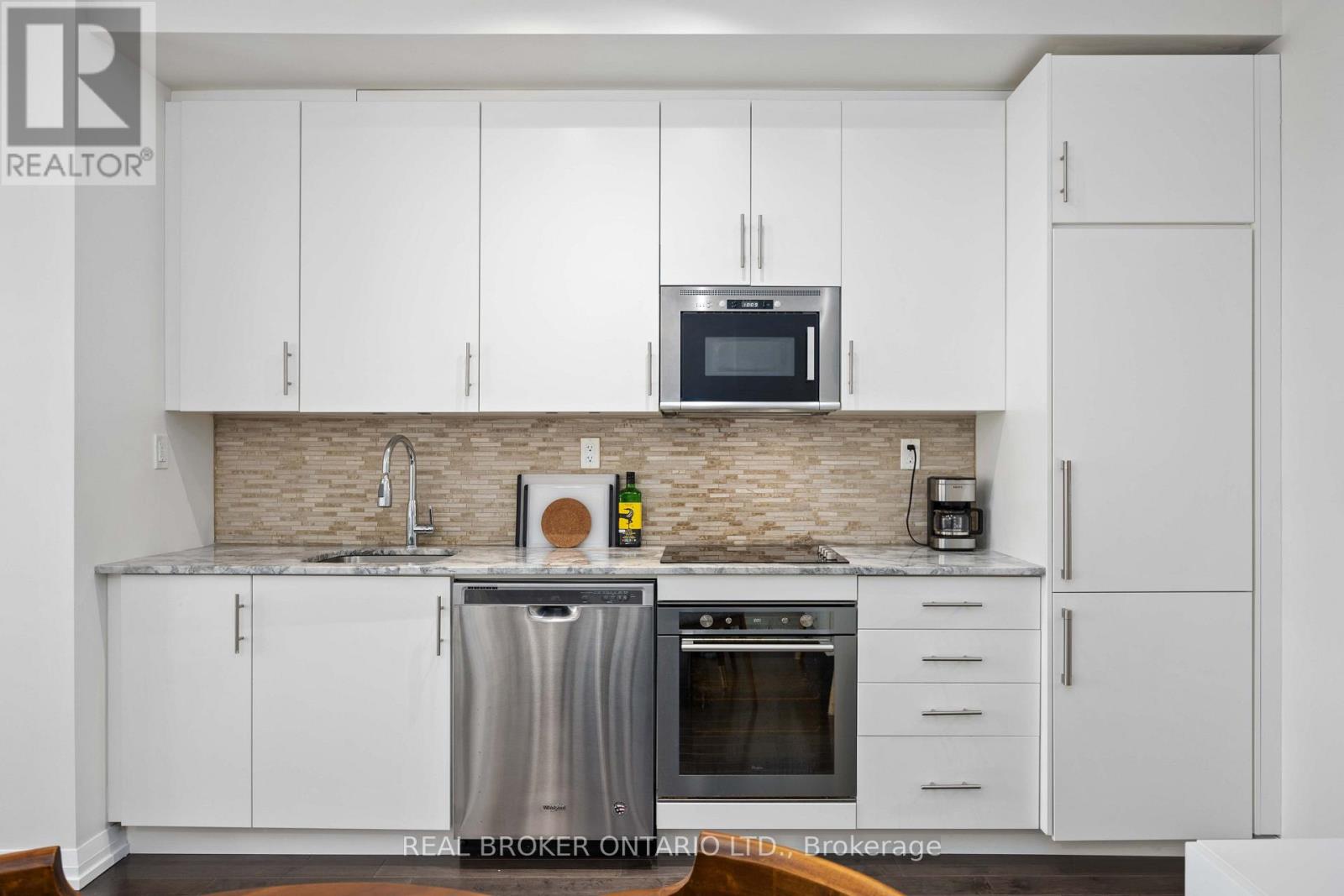 1518- 460 Adelaide Street East, Toronto, ON photo 7