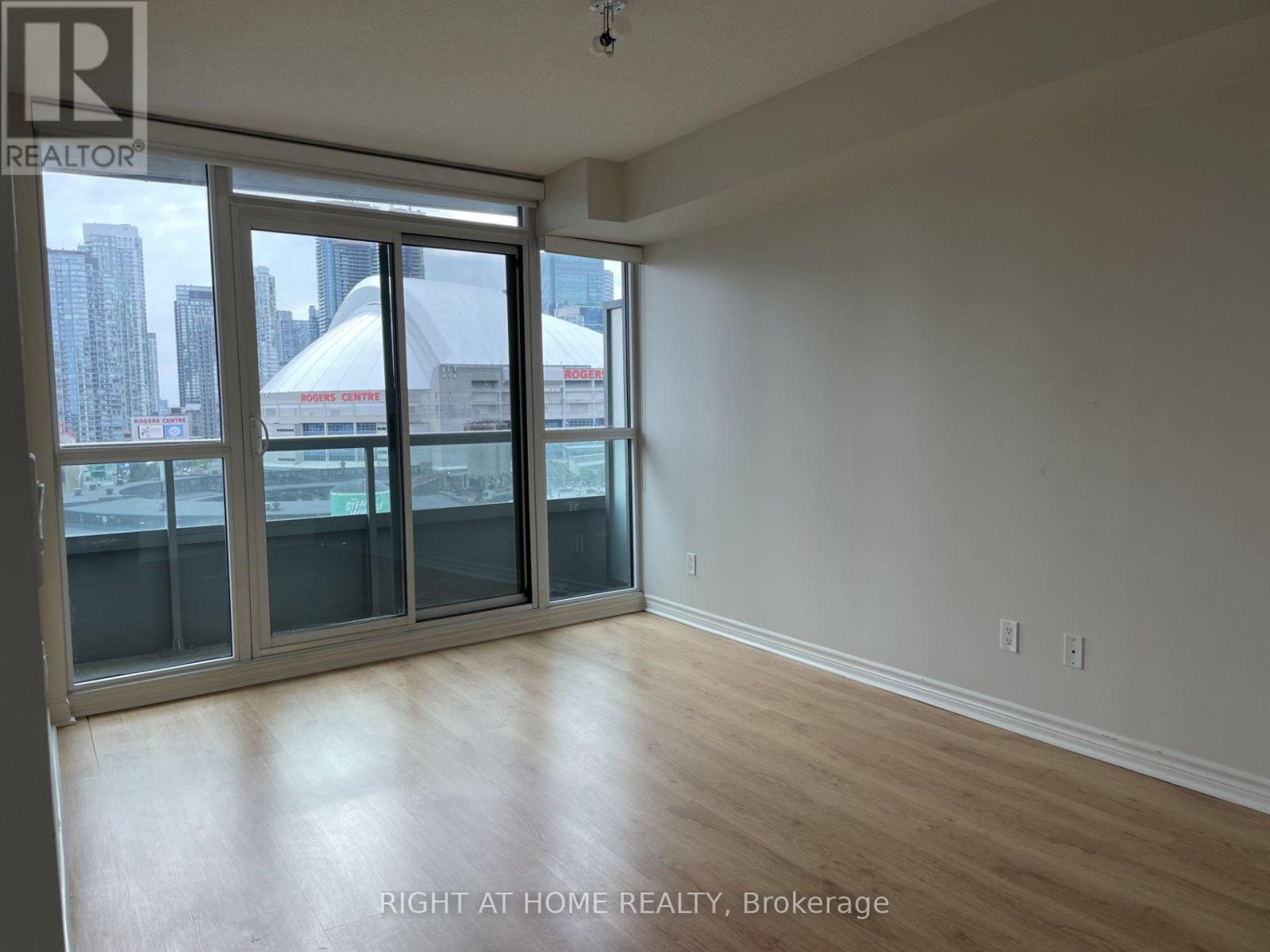 #1208 25 LOWER SIMCOE STREET - 10