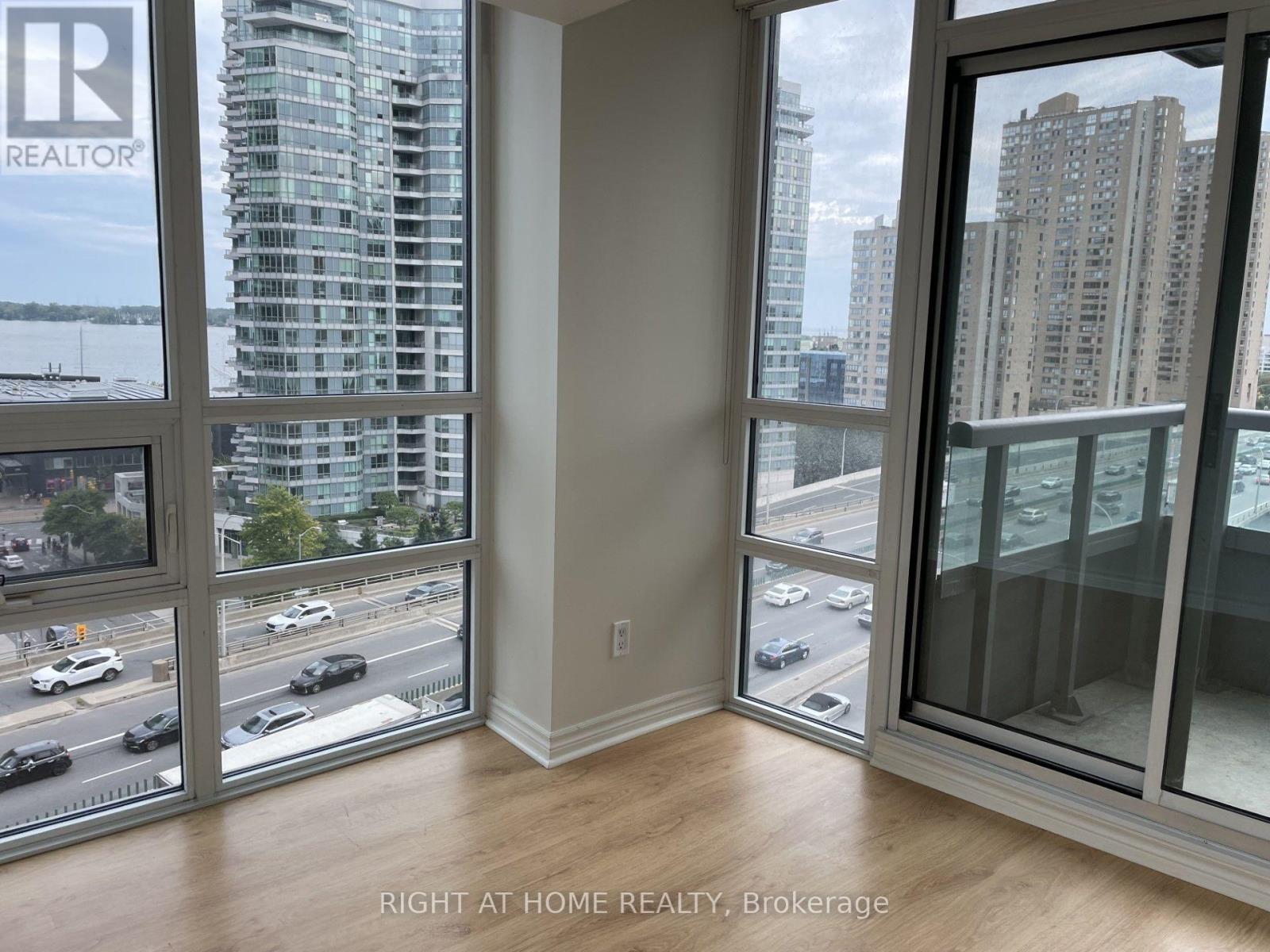 #1208 25 LOWER SIMCOE STREET - 15