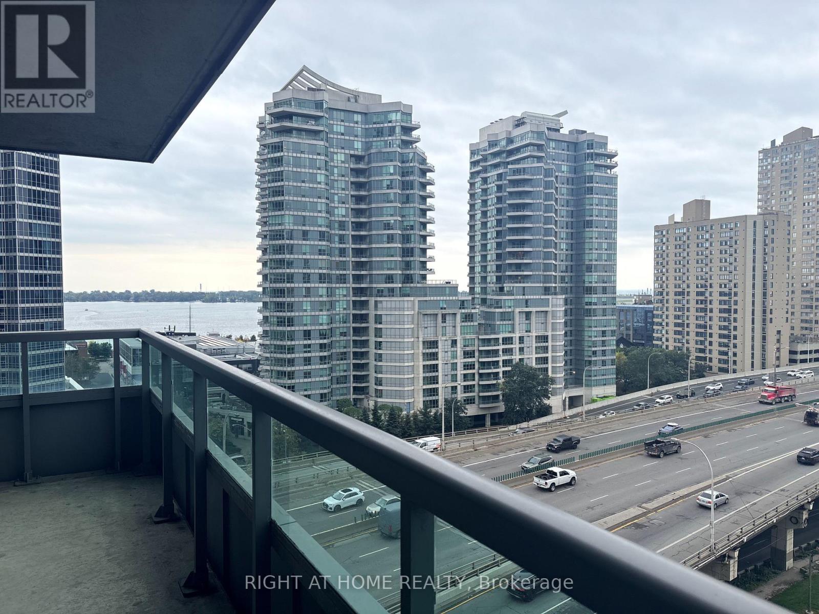 #1208 25 LOWER SIMCOE STREET - 24
