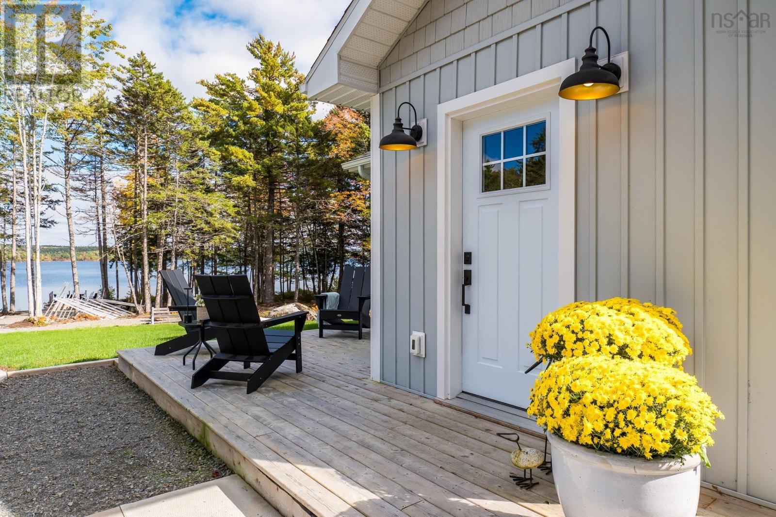 110 Naveed Lane - 34