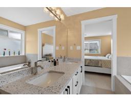 6876 192a Street, Surrey, BC V4N0B7 Photo 25