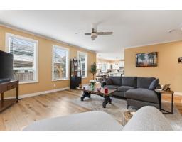 6876 192a Street, Surrey, BC V4N0B7 Photo 14