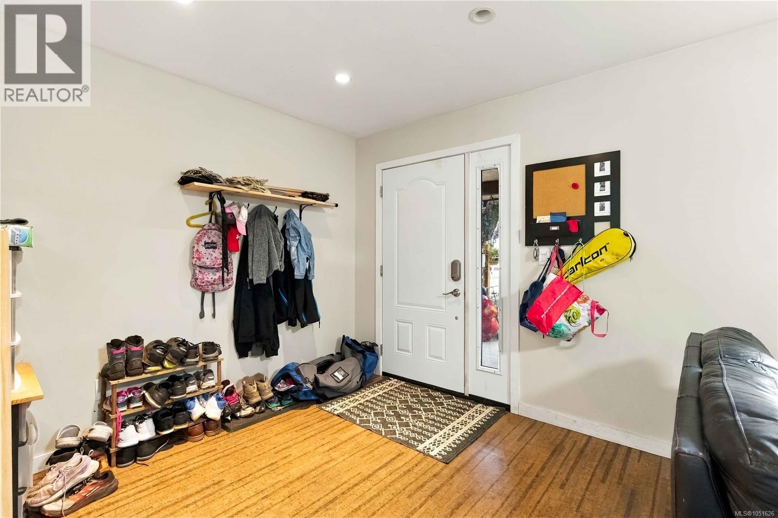 2778 Kingswood Rd - Image 8