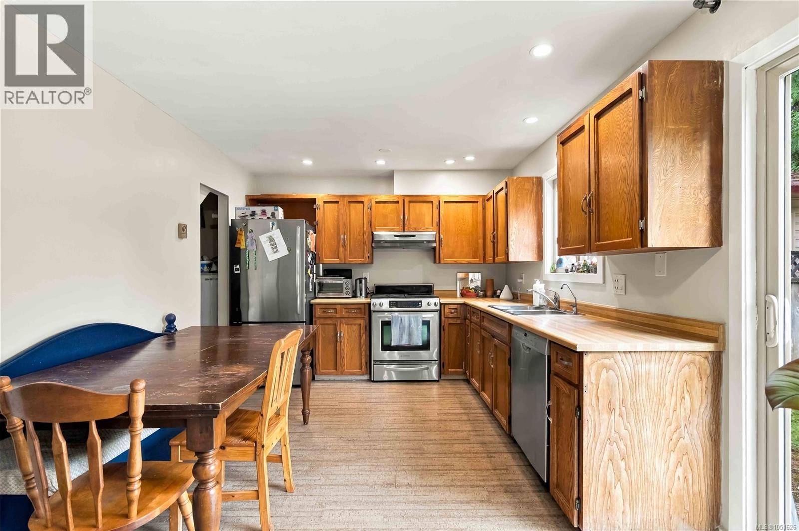 2778 Kingswood Rd - Image 10