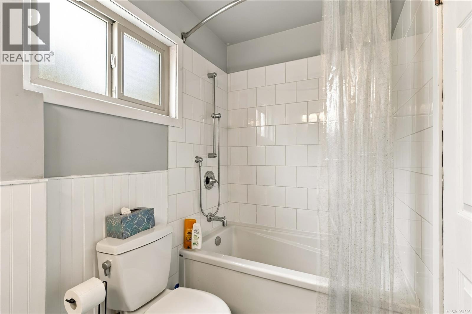 2778 Kingswood Rd - Image 25