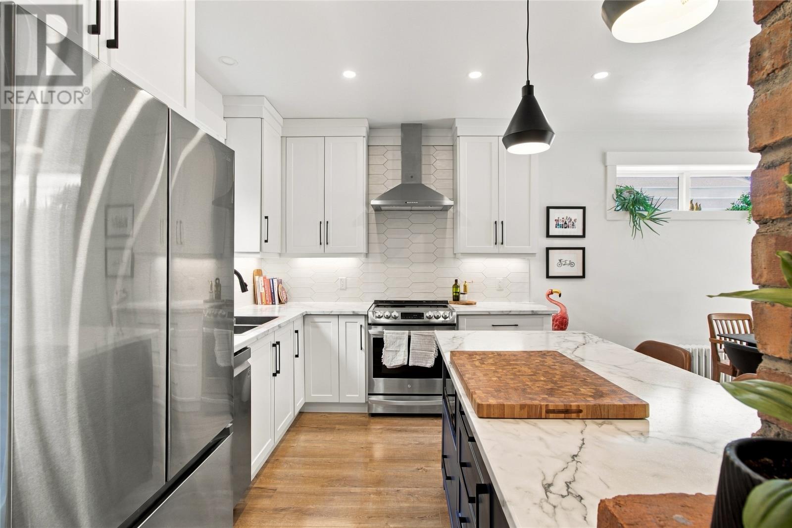 180 Topsail Road - 16