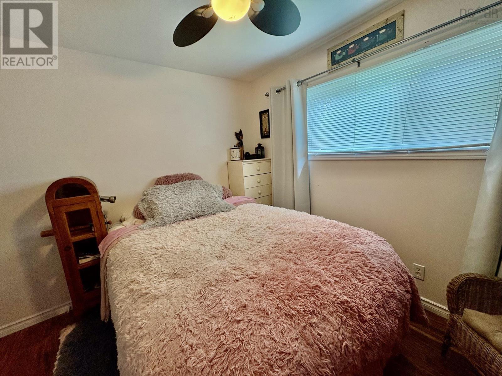 51 Shelby Crescent - Image 18