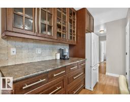5412 90a Av Nw, Edmonton, AB T6B0P8 Photo 14