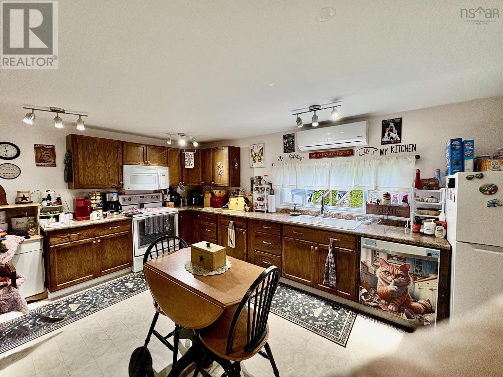 51 Shelby Crescent - 14