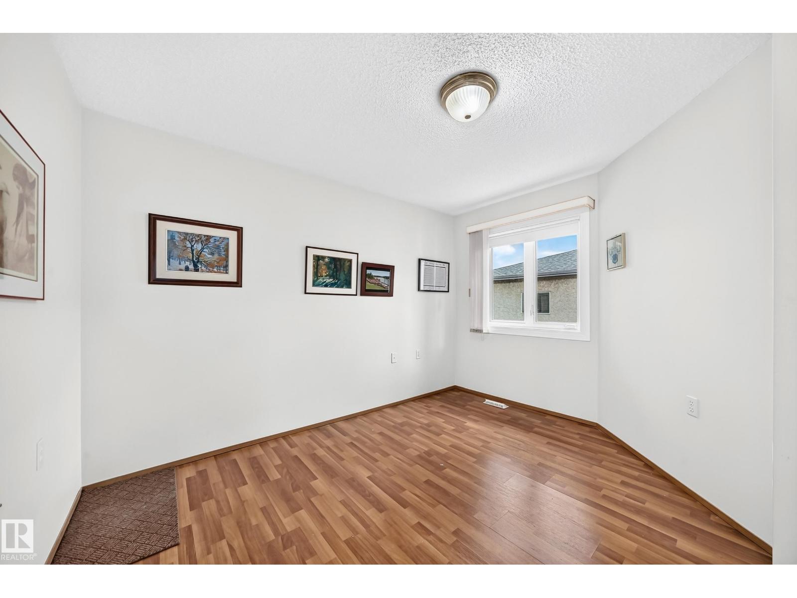 6526 158 AV NW - Image 41
