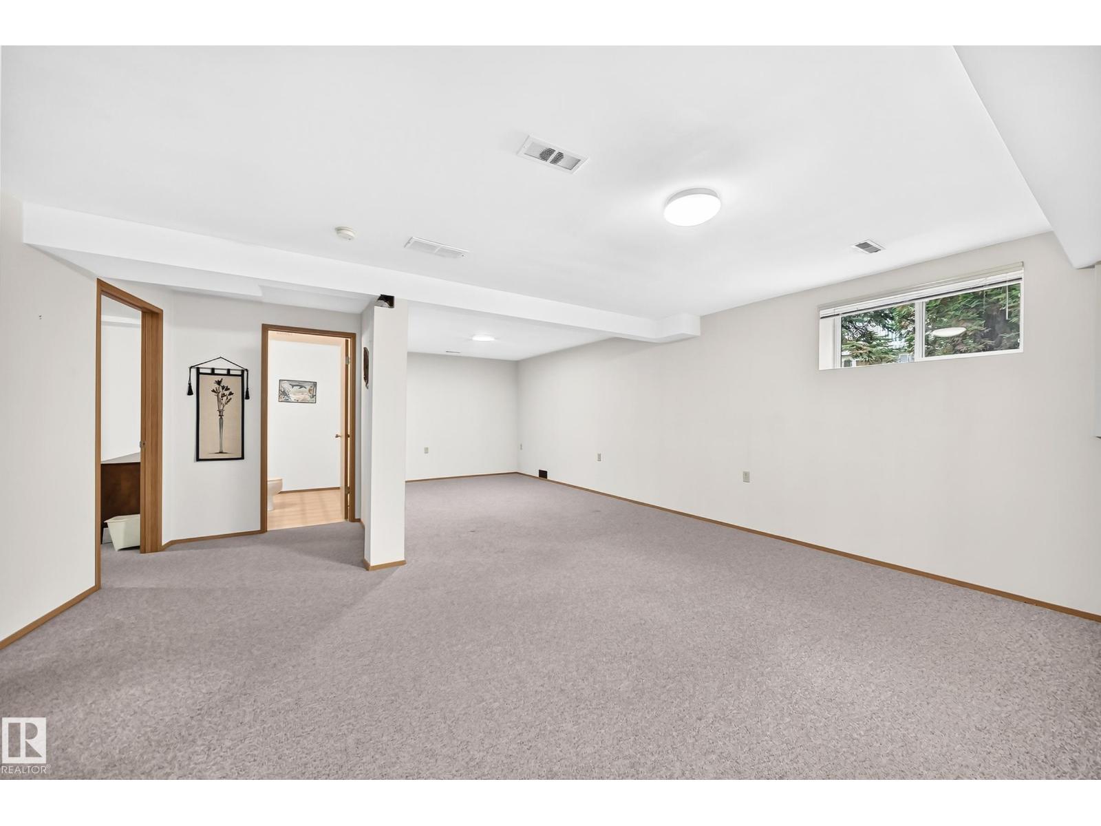 6526 158 AV NW - 48