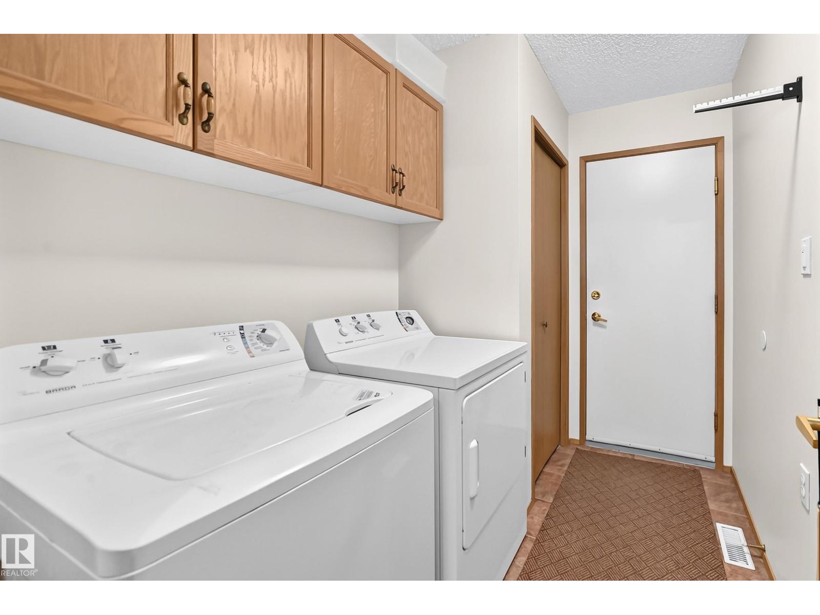 6526 158 AV NW - 46