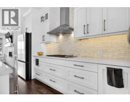 1410 21 Avenue NW - photo 9