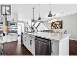 1410 21 Avenue NW - photo 3