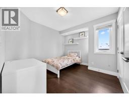 1410 21 Avenue NW - photo 34