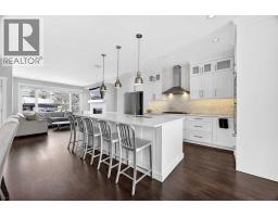 1410 21 Avenue NW - photo 11