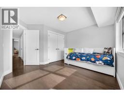 1410 21 Avenue NW - photo 32