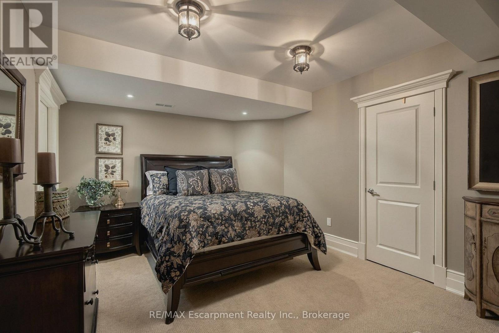 1074 Lavender Lane — photo 31