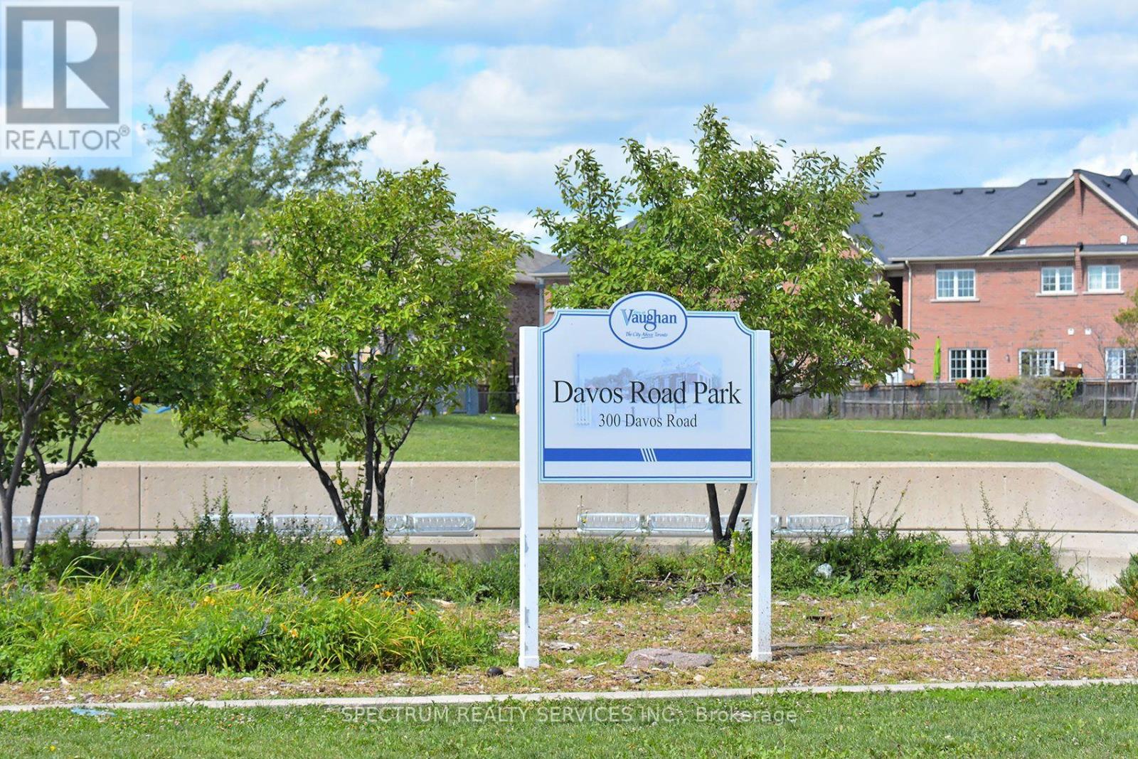 110 DE LA ROCHE DRIVE - 45